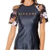 Rip Curl Playabella Relaxed Short Sleeve -Surf Promotiewinkel rip curl playabella relaxed short sleeve black gold 0 1